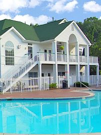 3 Bd/2 Bath 2 Bed 2 Bath with Full Size Wa in Bridgeport, CT