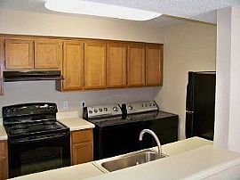 Fitness Center, Pool, and Spa! in Donelson, TN (Photo 2 of 5)