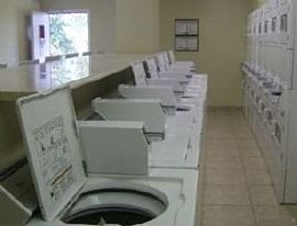 2 Bd/2 Bath 1 Bedroom in Yuma Near I-8, in Yuma, AZ (Photo 3 of 5)