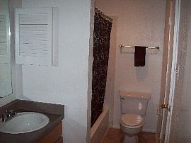 San Antonio 2 Bed with Incredible Amenitie in Castle Hills, TX (Photo 5 of 5)