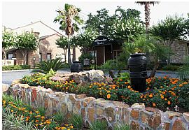 2 Bd/2 Bath Houston 1 Bedroom 20 Min. Fr in Houston, TX (Photo 3 of 5)