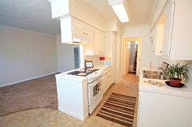 2 Bd/1 Bath Peaceful Paradise with a Spa in Paramount, CA (Photo 4 of 5)