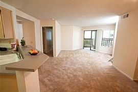 2 Bd/2 Bath One Bedroom Near Golf Course in Azusa, CA (Photo 3 of 5)