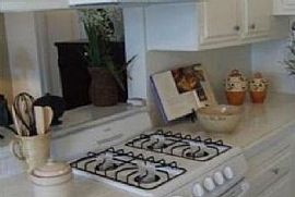 2 Bd/1 Bath We Offer The Conveniences Of in Norwalk, CA (Photo 4 of 5)