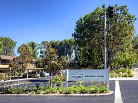 2 Bd/2 Bath Covered Parking, In-Home Was in El Toro, CA (Photo 2 of 5)