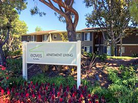 2 Bd/2 Bath Covered Parking, In-Home Was in El Toro, CA (Photo 3 of 5)