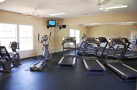 2 Bd/2 Bath Access to I-565 and Mins to Ma in Huntsville, AL (Photo 5 of 5)