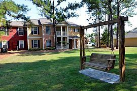 3 Bd/2 Bath Close to I-26, Dining, Shopp in Summerville, SC (Photo 3 of 5)