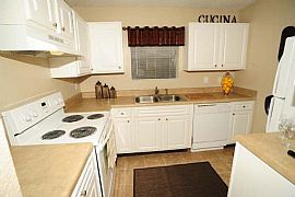 2 Bd/2 Bath Don'T Delay --- Lease Today! in Hampton, VA (Photo 2 of 5)