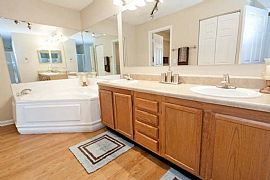 3 Bd/2 Bath Come Home to The Paddock Clu in Murfreesboro, TN (Photo 4 of 5)