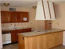 Nice 3 Bedroom Single Story Home in Dallas, TX (Photo 3 of 5)