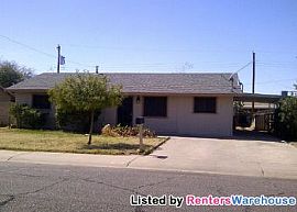 Tile Flooring! Upgraded Lg. Bath! Expa in Phoenix, AZ