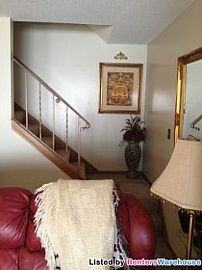 Beautiful 2br $1050 in Quiet Oakdale Are in Landfall Village, MN (Photo 4 of 5)