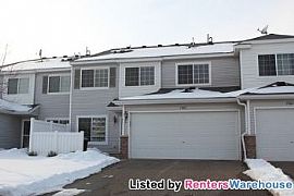 Beautiful Two Level Town Home in Ramsey in Andover, MN