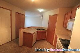 Beautiful Two Level Town Home in Ramsey in Andover, MN (Photo 2 of 5)