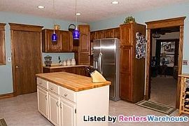 Beautiful 5 Bedroom House in Minnetrista in Minnetrista, MN (Photo 4 of 5)