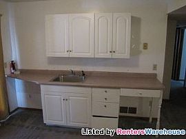 Charming 2 Bed 1 Bath Apartment For Rent in Champlin, MN (Photo 4 of 5)