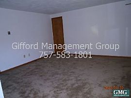 Apartment Rental Home in Norfolk in Norfolk, VA (Photo 3 of 5)