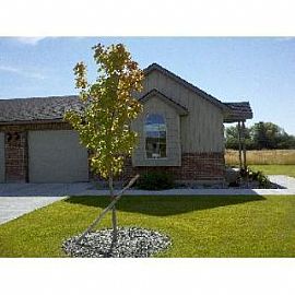 New Duplex with Garage in Ammon, ID (Photo 2 of 4)