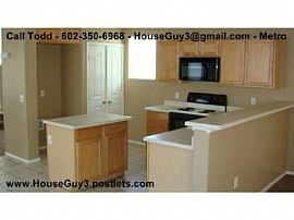 3 Bed, 2093 Sqft, $1,050 in Phoenix, AZ (Photo 3 of 5)