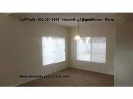 4 Bed, 2102 Sqft, $1,075 in Sun City, AZ (Photo 5 of 5)