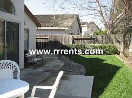 Charming Elk Grove Home in Elk Grove, CA (Photo 5 of 5)
