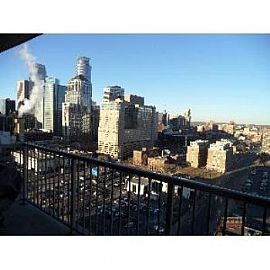 Luxury Condo with Stunning Views! in Minneapolis, MN (Photo 2 of 5)