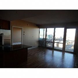 Luxury Condo with Stunning Views! in Minneapolis, MN (Photo 5 of 5)