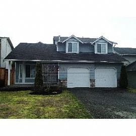 Beautiful Home in Perfect Location! Sout in Puyallup, WA