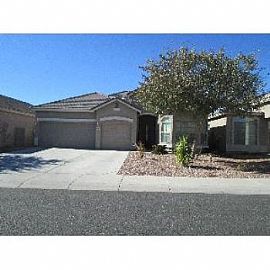 Amazing Peoria Home Wont Last Long! in Peoria, AZ (Photo 2 of 5)