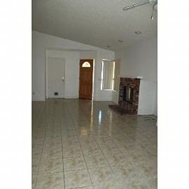 Amazing Home, Wont Last Long!! 3 Beds An in Moreno Valley, CA (Photo 2 of 5)