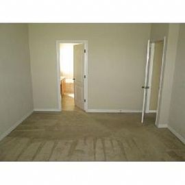 Beautiful 4 Bed / 2 Bath Sfh in Regency in Orlando, FL (Photo 4 of 5)