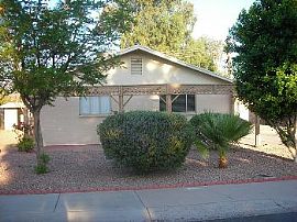Awesome Remodeled 4 Bedroom in Glendale in Glendale, AZ