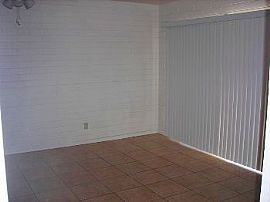 Awesome Remodeled 4 Bedroom in Glendale in Glendale, AZ (Photo 4 of 5)