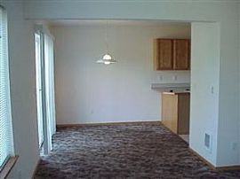 $500 Off First Month'S Rent 3 Bedroo in Edgewood, WA (Photo 4 of 5)