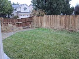 Beautiful Two-Story House! in Newman, CA (Photo 4 of 5)