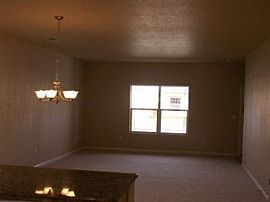 4bed/2.5bath in Ceres, Fenced Yard, 2 Ca in Ceres, CA (Photo 3 of 5)