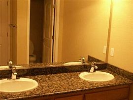 4bed/2.5bath in Ceres, Fenced Yard, 2 Ca in Ceres, CA (Photo 4 of 5)