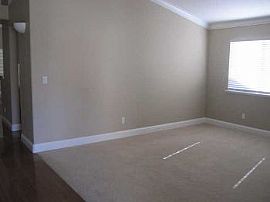 4 Bed 2 Bath, Laundry Connections, A/c, in Stockton, CA (Photo 3 of 5)