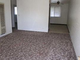 2bed/1bath in Ripon, Water and Trash Paid, in Ripon, CA (Photo 2 of 5)