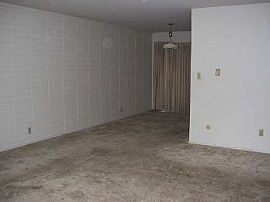Triplex For Rent! in Modesto, CA (Photo 4 of 5)