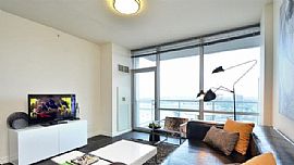 Lovely and Precious 1 Bedroom Apartment Just For You in Chicago, IL (Photo 3 of 6)