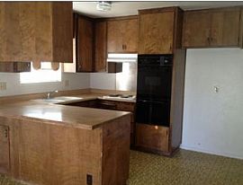 3 Bed 2 Bath Home! in Modesto, CA (Photo 2 of 5)