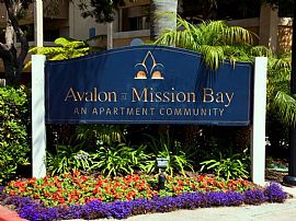 1 Bd/1 Bath On-Site Retail Shopping! Nea in Pacific Beach, CA (Photo 2 of 5)