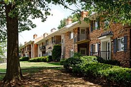 2 Bd/1 Bath Just The Place to Come Home in Alexandria, VA (Photo 3 of 5)