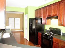 Fantastic 2 Br End Unit in Blakeney Gree in Charlotte, NC (Photo 3 of 5)