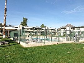 Move-In Special 2b/1.5b Northpoint Condo in Phoenix, AZ (Photo 5 of 5)