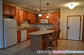 55+ Senior Living in Excellent Edina Con in Bloomington, MN (Photo 2 of 5)