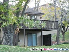 Beautifully Updated 3 Bedroom Townhouse in Dayton, MN (Photo 4 of 5)