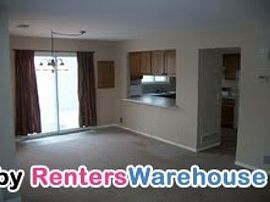 Beautiful 3/1.5ba Townhouse! in Dayton, MN (Photo 4 of 5)